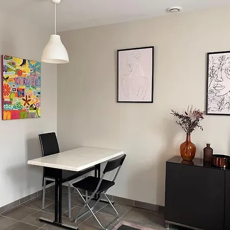 Διαμέρισμα Cosy Equipe Et Parking Couvert Prive Aux Portes De *