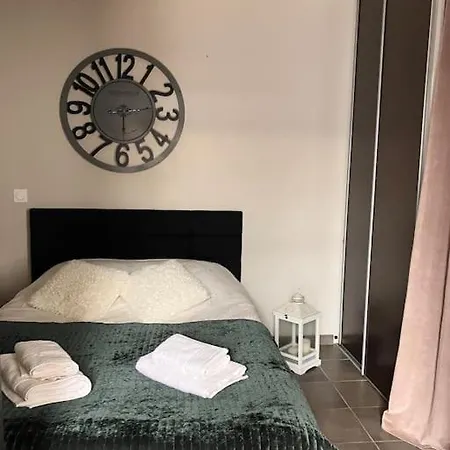 Διαμέρισμα Cosy Equipe Et Parking Couvert Prive Aux Portes De