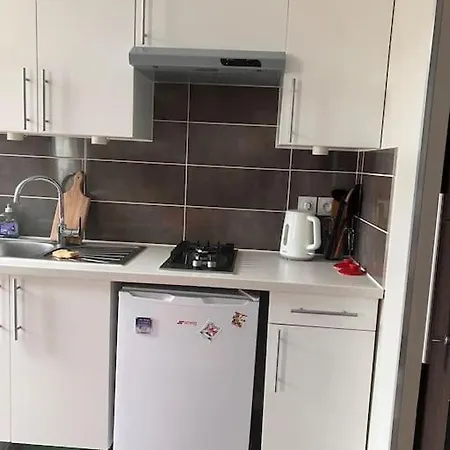 Διαμέρισμα Cosy Equipe Et Parking Couvert Prive Aux Portes De Flers (Orne)