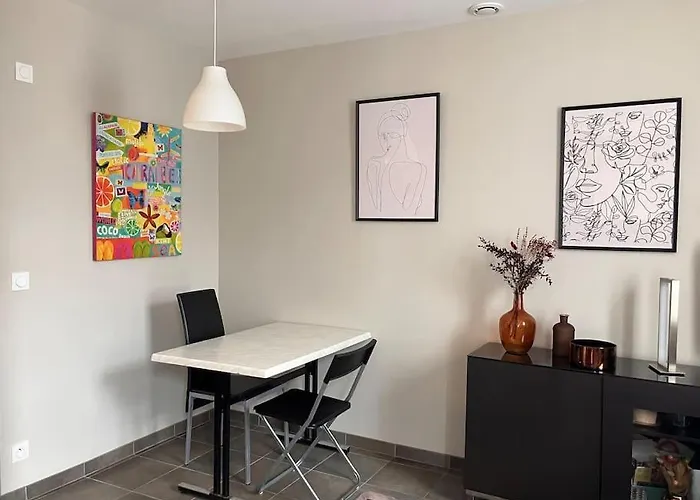 Apartment Cosy Equipe Et Parking Couvert Prive Aux Portes De *